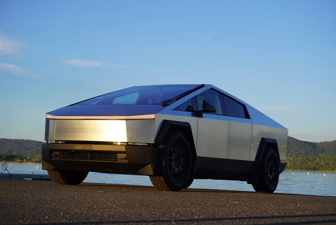 2024 Tesla Cybertruck - Image 3 of 6