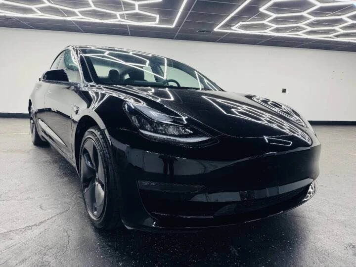 2000 Tesla Model 3 - Image 3 of 10