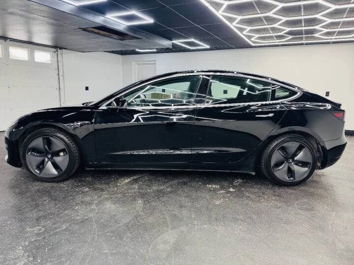 2000 Tesla Model 3 - Image 4 of 10