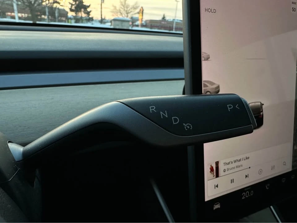 2019 Tesla Model 3 - Image 8 of 9