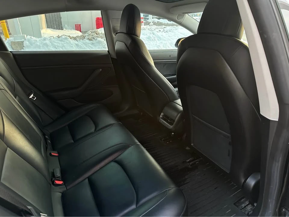 2019 Tesla Model 3 - Image 2 of 9