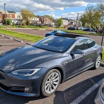 2016 Tesla Model S 75 RWD