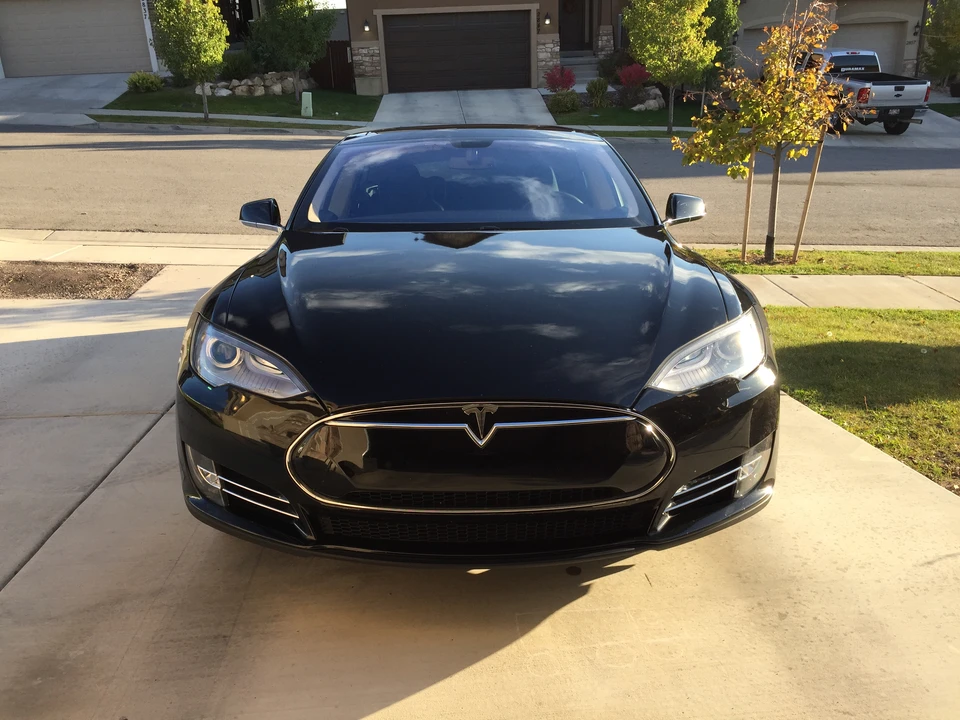 2013 Tesla Model S - Image 2 of 5