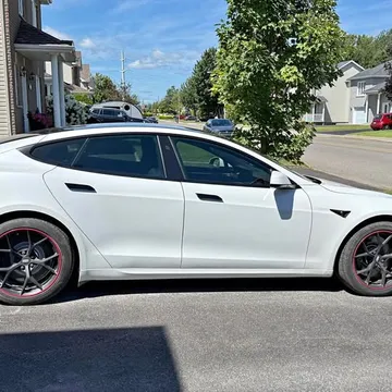 2021 Tesla Model S Plaid