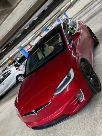 2016 Tesla Model X - Image 8 of 21