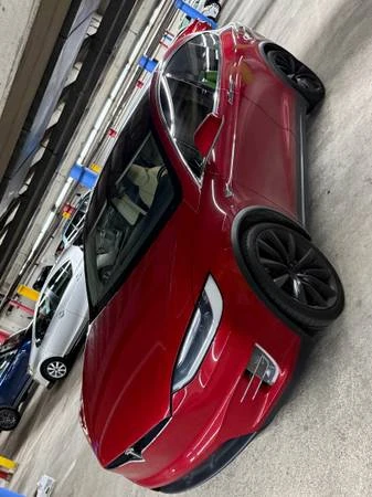 2016 Tesla Model X - Image 9 of 21