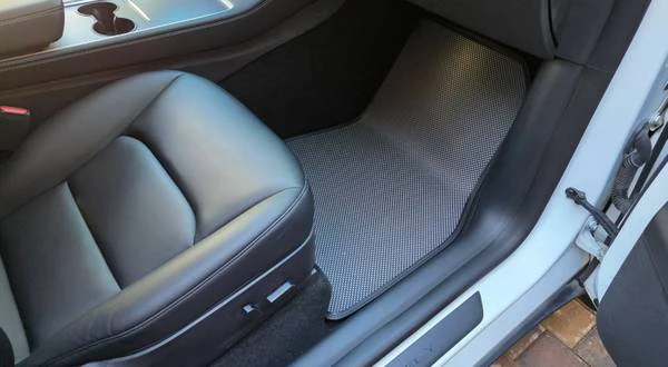 2022 Tesla Model Y Performance - Image 6 of 7