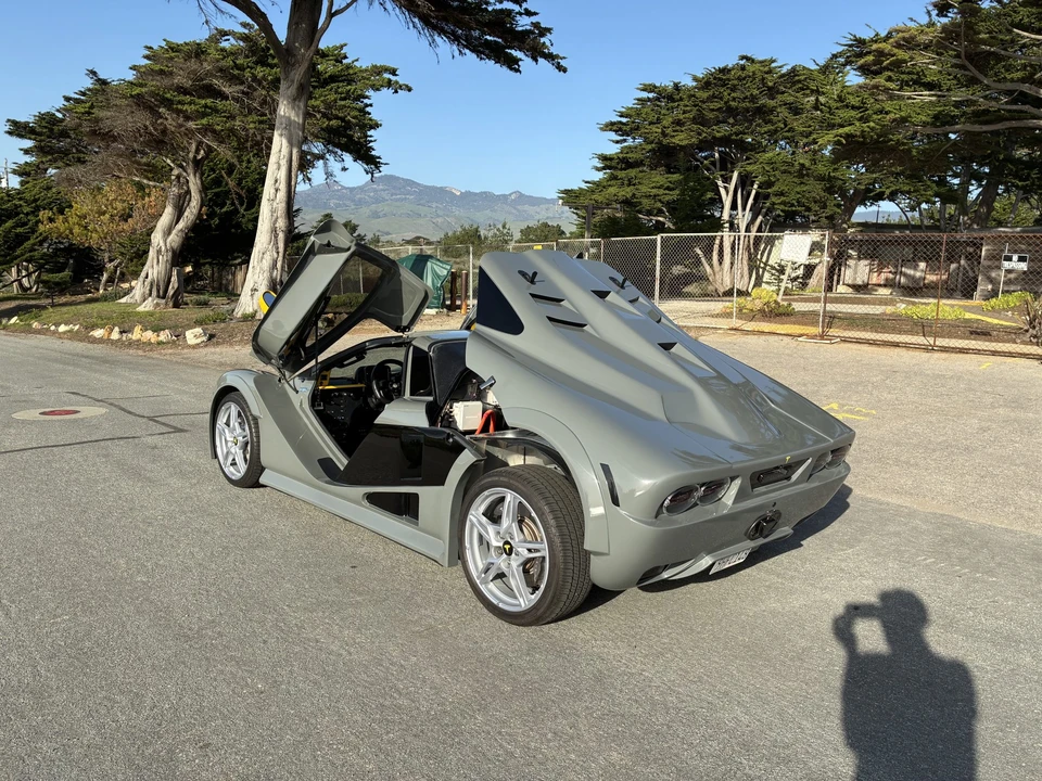 Vehicle image 16 of 31