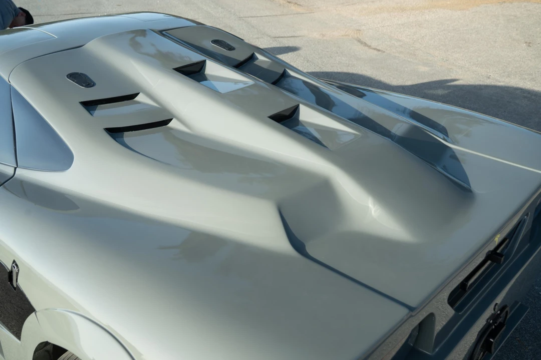 Vehicle image 25 of 31