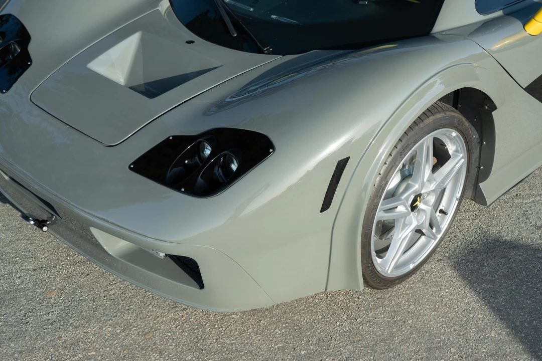 Vehicle image 18 of 31