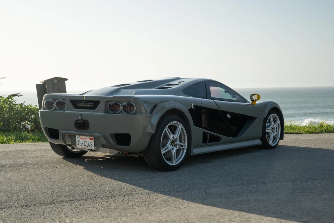 Vehicle image 5 of 31