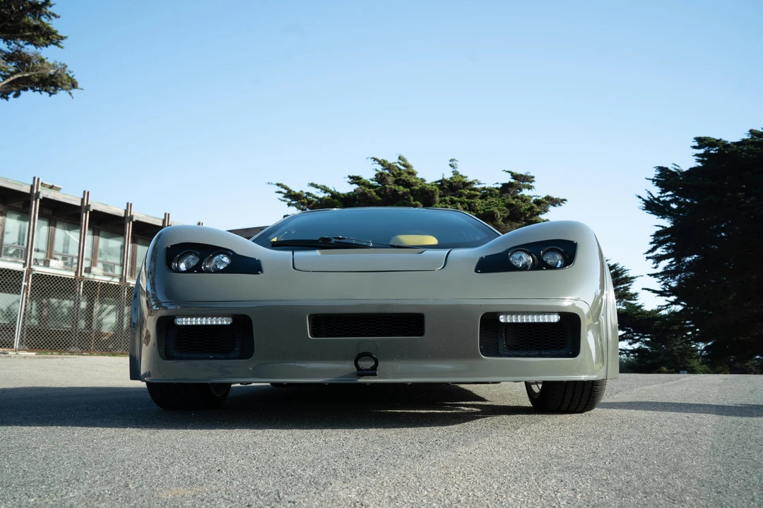 Vehicle image 8 of 31