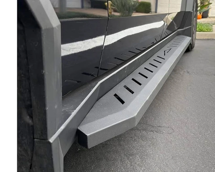 2024 Tesla Cybertruck - Image 8 of 10