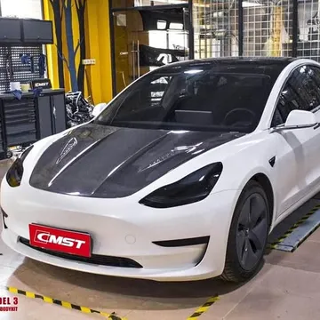 Tesla Model 3 Carbon Fiber Hood