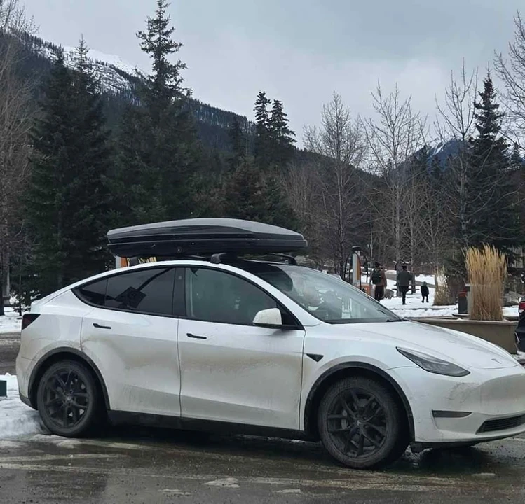 2021 Tesla Model Y - Image 7 of 10