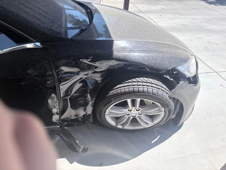 Tesla Model S - Image 3 of 6