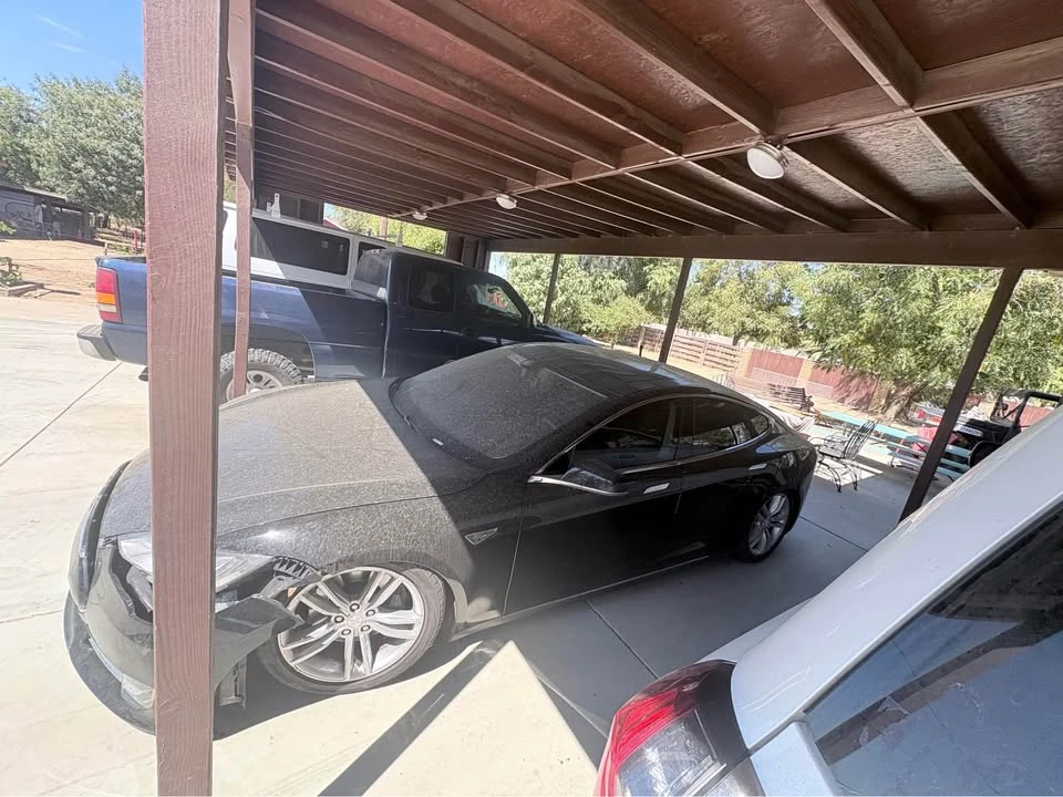 Tesla Model S - Image 5 of 6