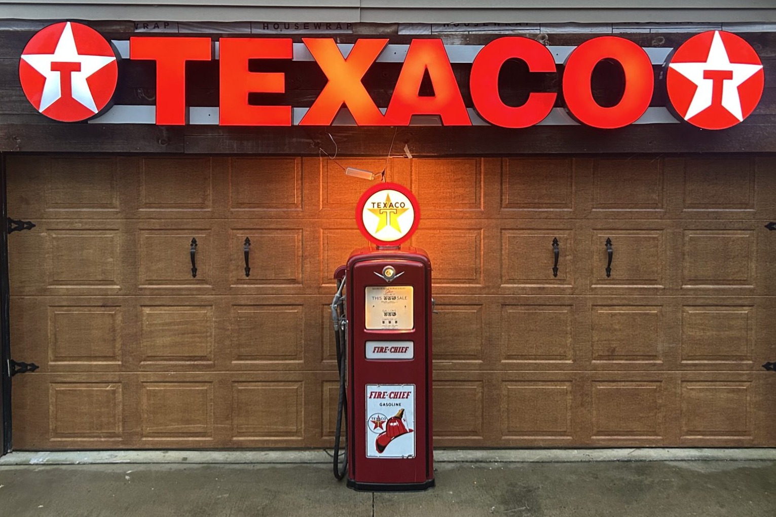 Texaco Fire-Chief–Branded Gilbarco Gas Pump & Illuminated Texaco Sign