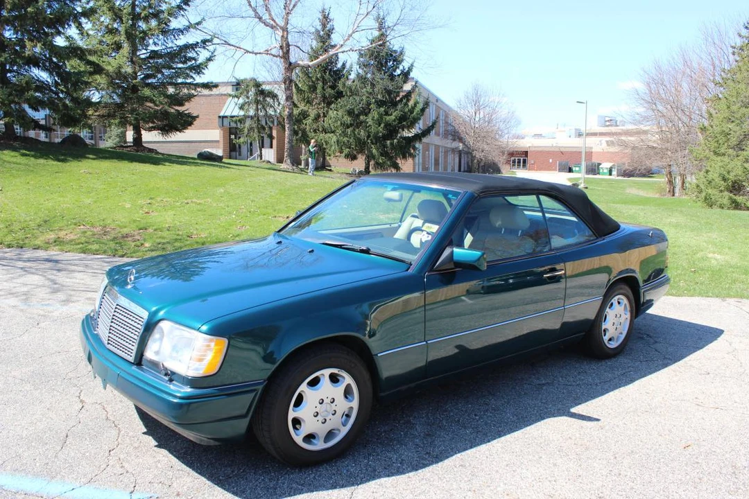 1994 Mercedes-Benz W124 E-Class - Image 12 of 16