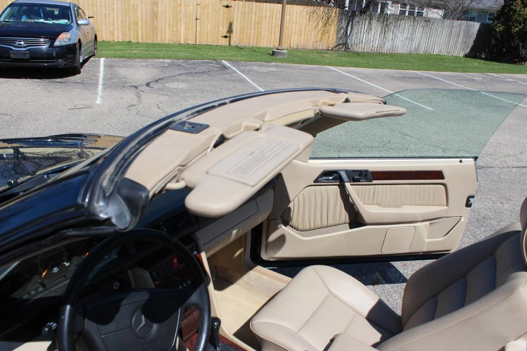 1994 Mercedes-Benz W124 E-Class - Image 7 of 16