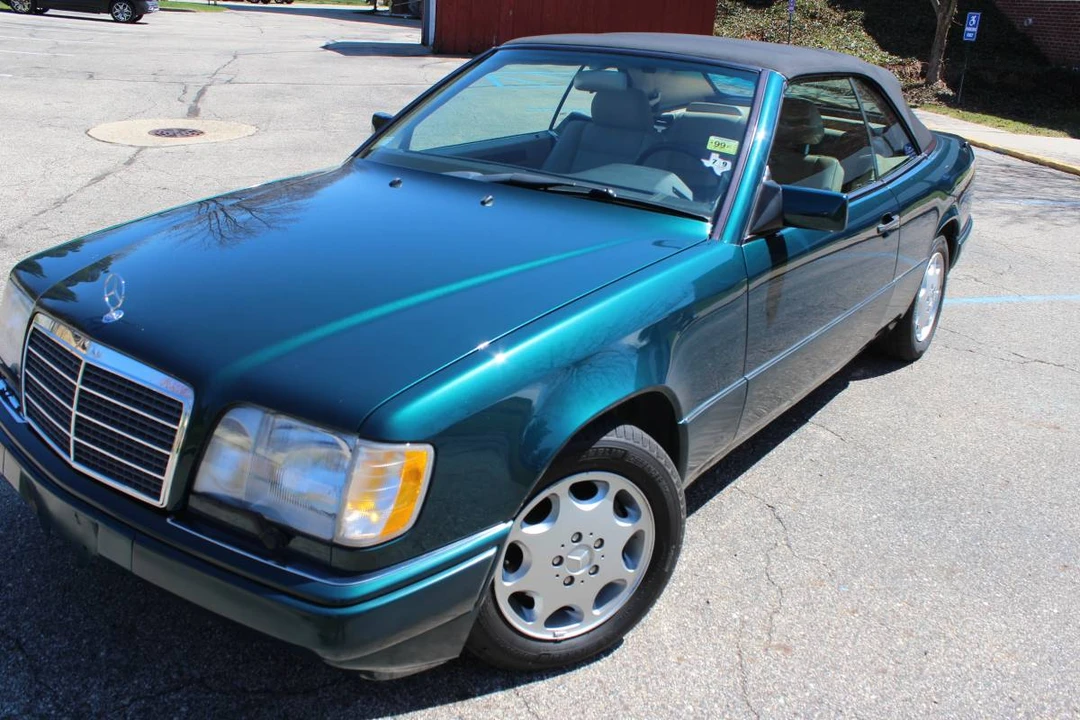 1994 Mercedes-Benz W124 E-Class - Image 10 of 16