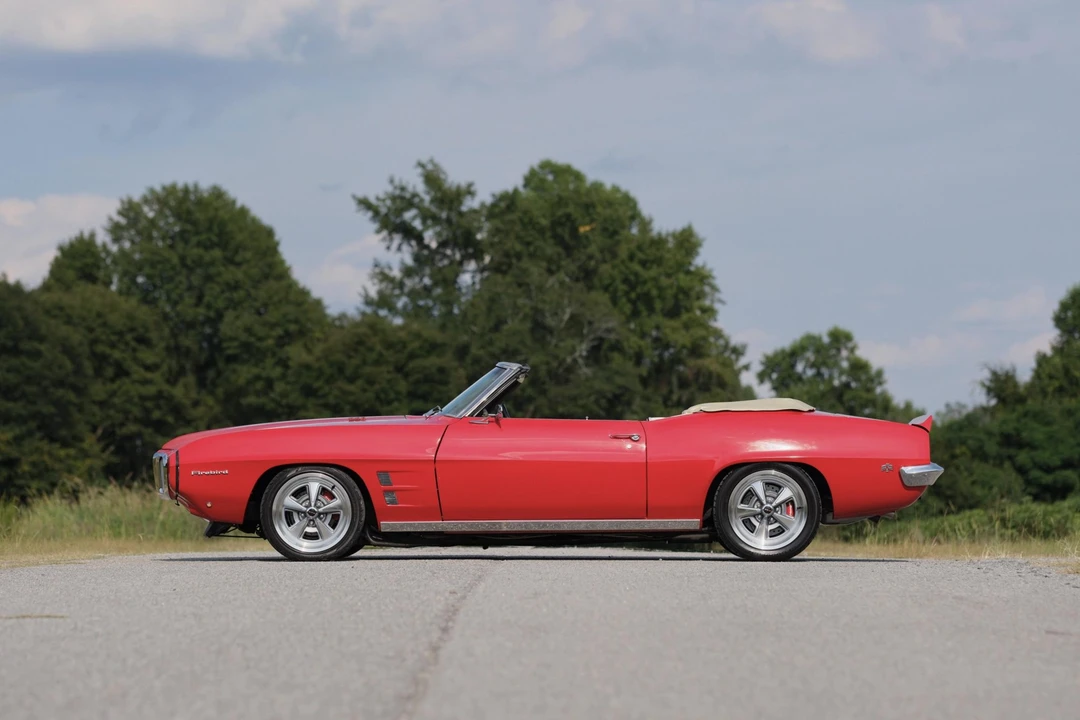 1969 Pontiac Firebird 1st Gen - Image 9 of 31