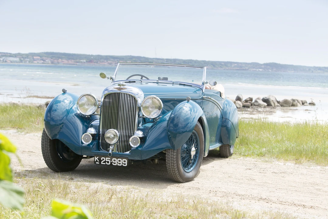 1940 Lagonda - Image 2 of 31