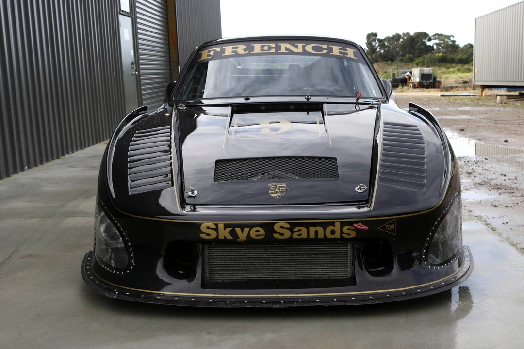 1989 Porsche 934 & 935 - Image 9 of 30