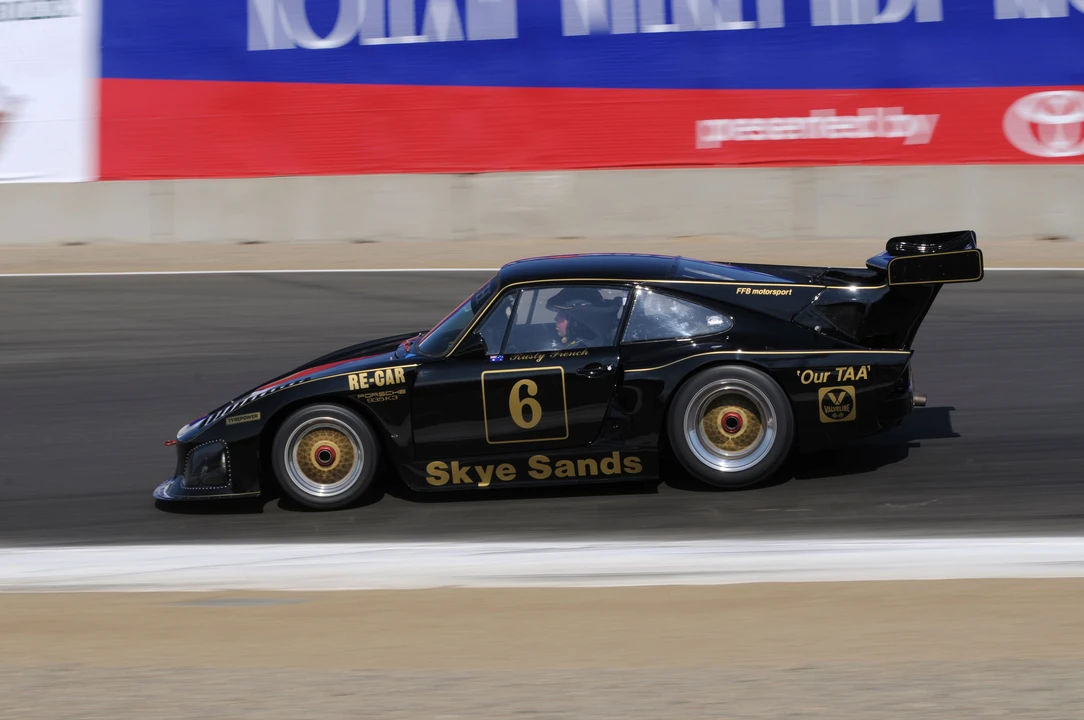 1989 Porsche 934 & 935 - Image 27 of 30