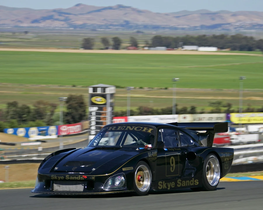 1989 Porsche 934 & 935 - Image 29 of 30