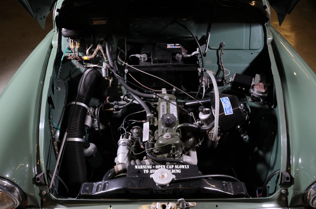 2001 Morris Minor - Image 2 of 5