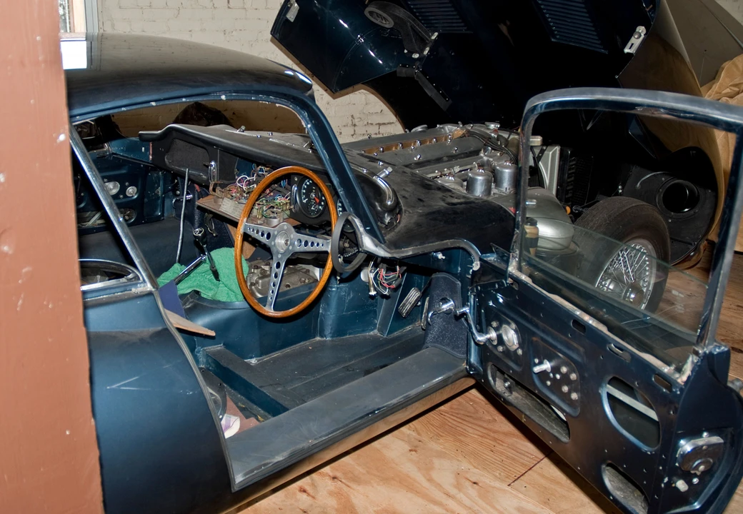 1961 Jaguar E-Type Series 1 - Image 6 of 9