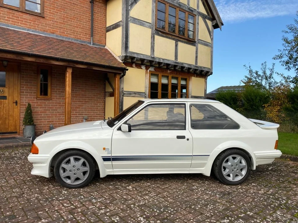 1986 Ford Escort - Image 11 of 12