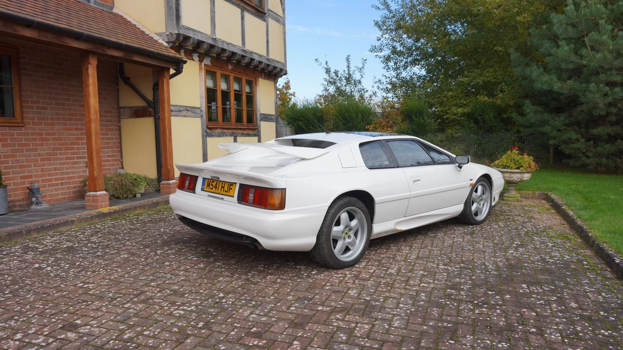 1994 Lotus Esprit Series 4 - Image 13 of 13