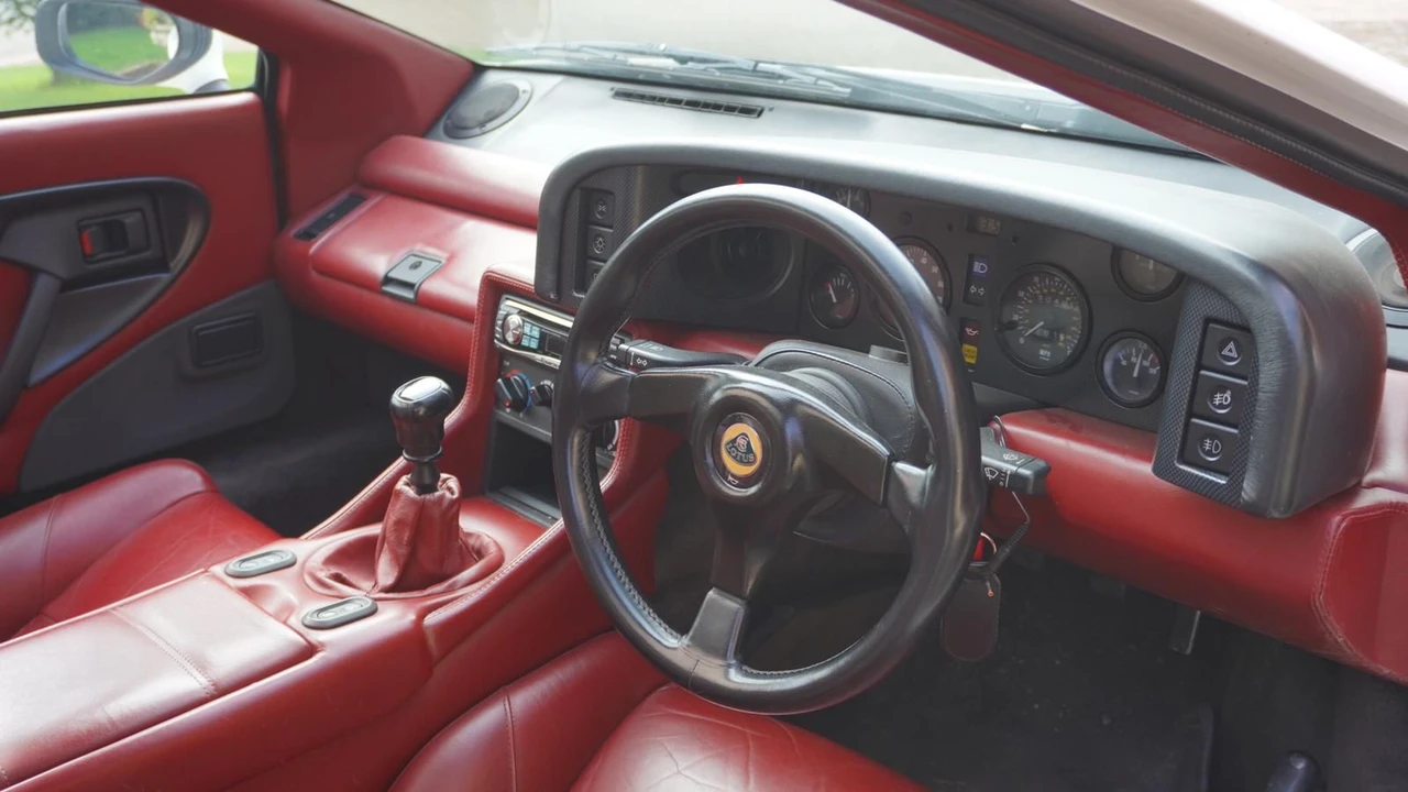 1994 Lotus Esprit Series 4 - Image 7 of 13