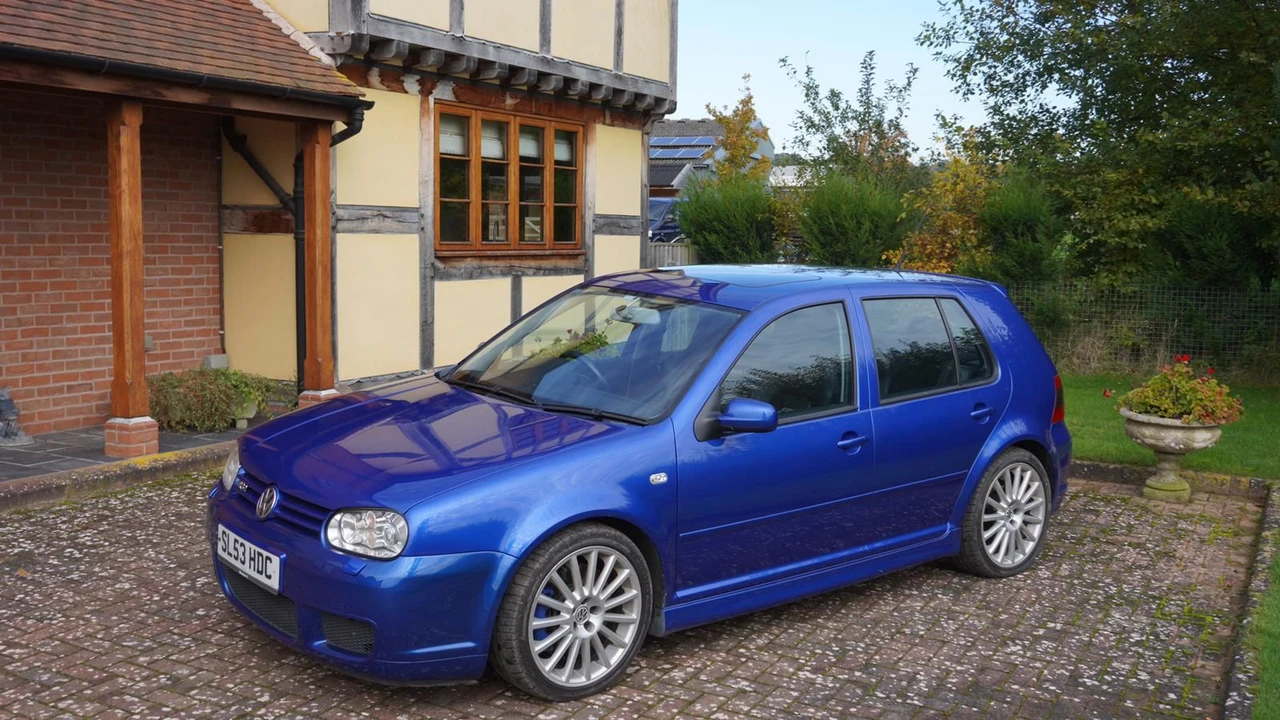 2003 Volkswagen R32 Mk4 - Image 3 of 11