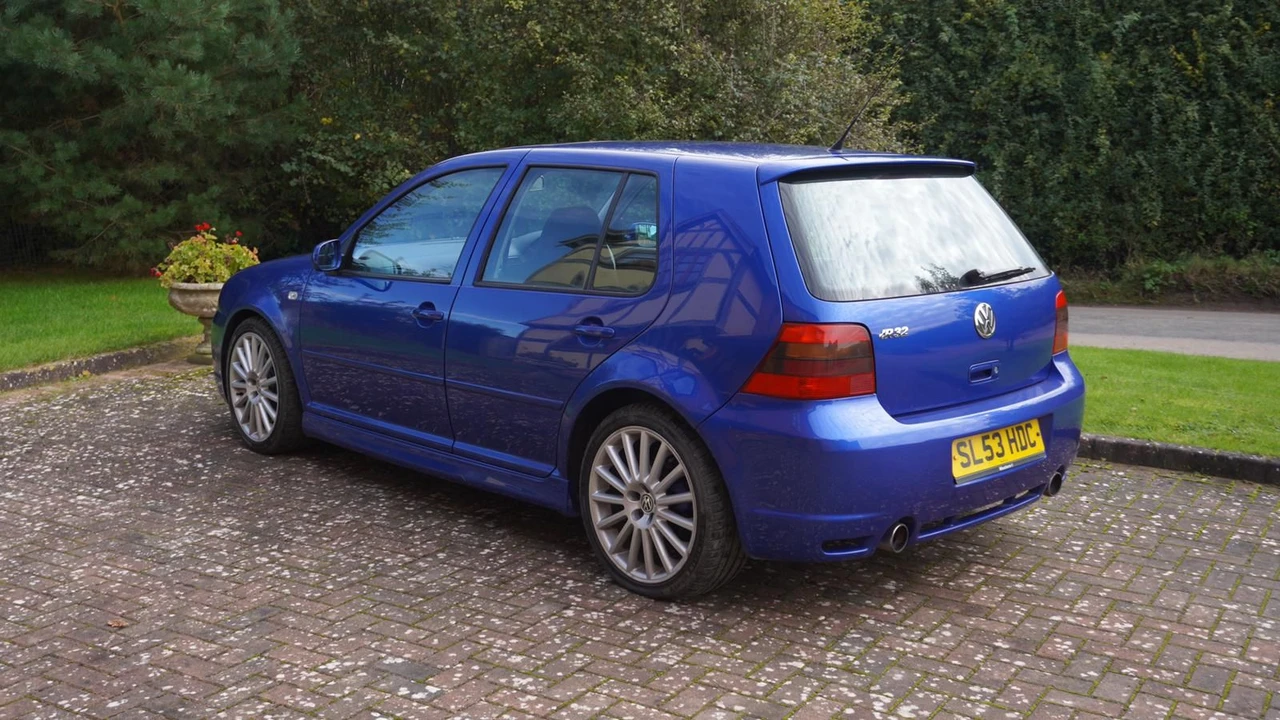 2003 Volkswagen R32 Mk4 - Image 4 of 11