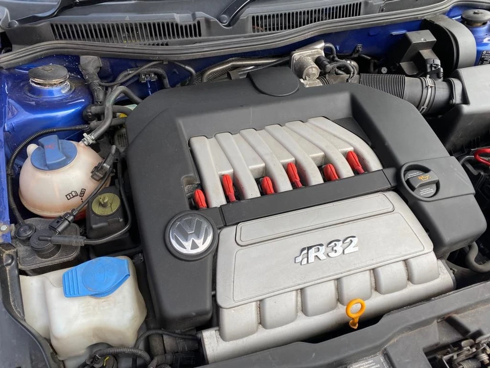 2003 Volkswagen R32 Mk4 - Image 10 of 11