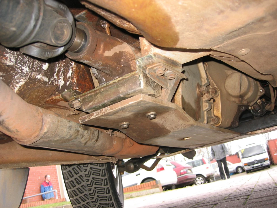 2007 Ford Escort - Image 17 of 31
