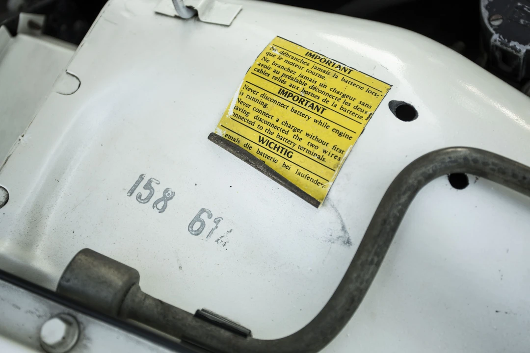 1982 Renault 5 Turbo 1 - Image 21 of 31