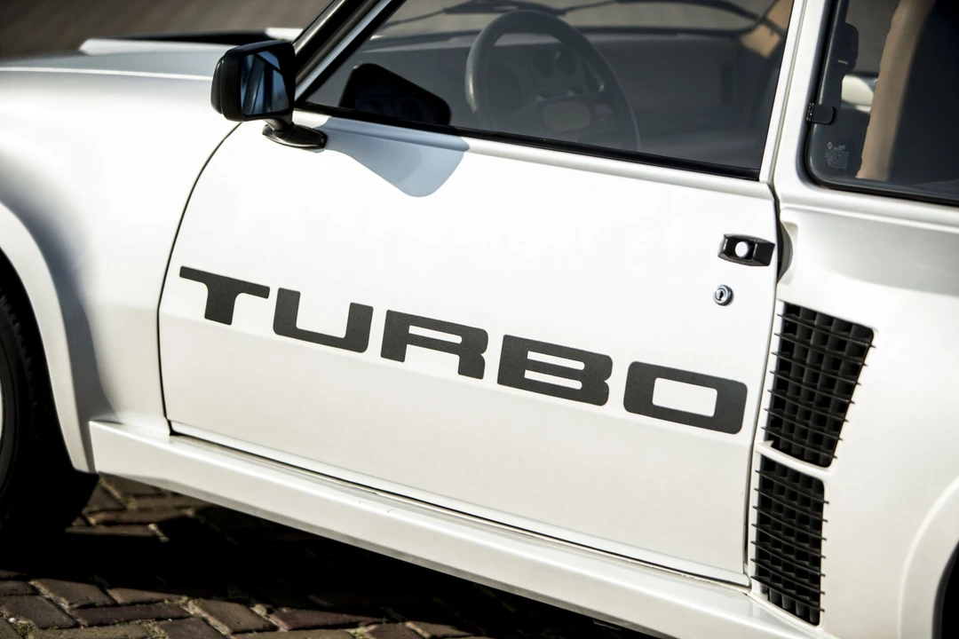 1982 Renault 5 Turbo 1 - Image 26 of 31