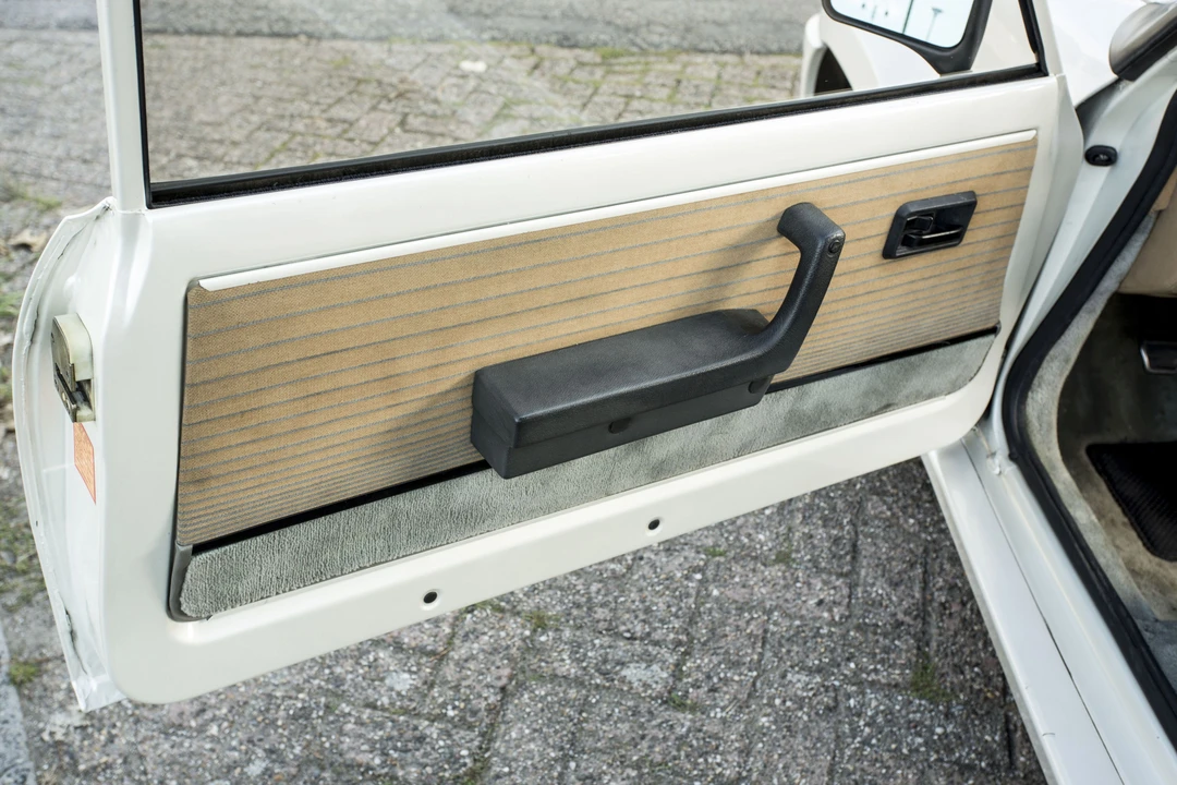 1982 Renault 5 Turbo 1 - Image 16 of 31