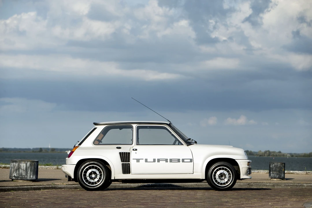 1982 Renault 5 Turbo 1 - Image 4 of 31