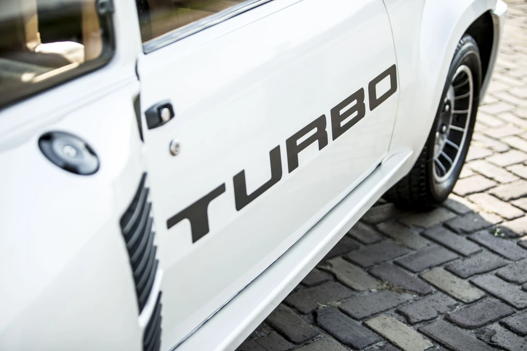 1982 Renault 5 Turbo 1 - Image 27 of 31