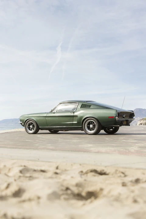 2011 Ford S197 Mustang - Image 2 of 31