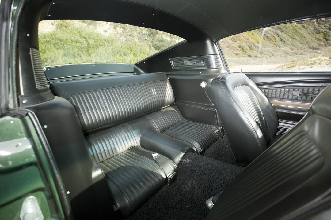 2011 Ford S197 Mustang - Image 19 of 31