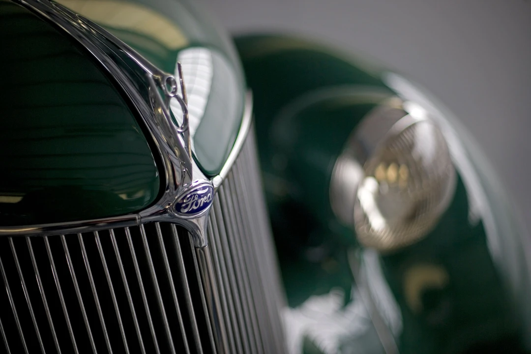 1936 Ford Model 48 & 68 - Image 6 of 9