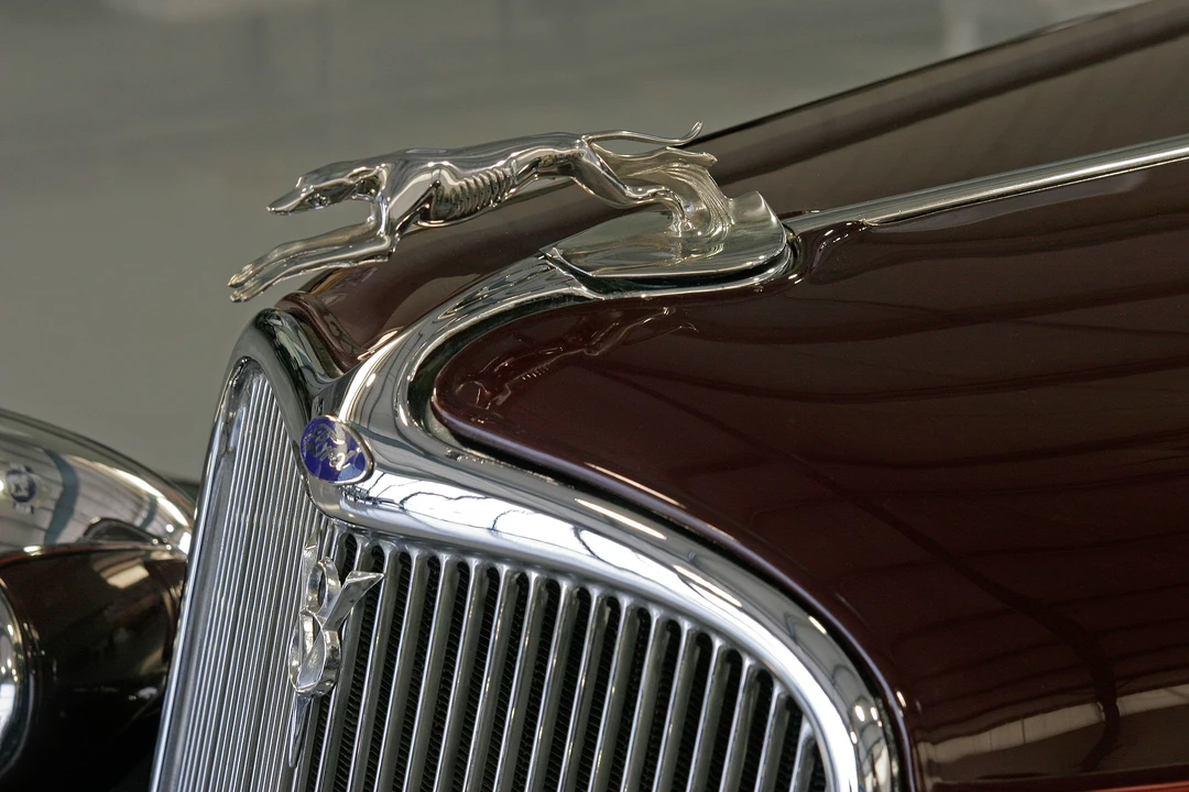 1933 Ford Model 18 & 40 - Image 4 of 4