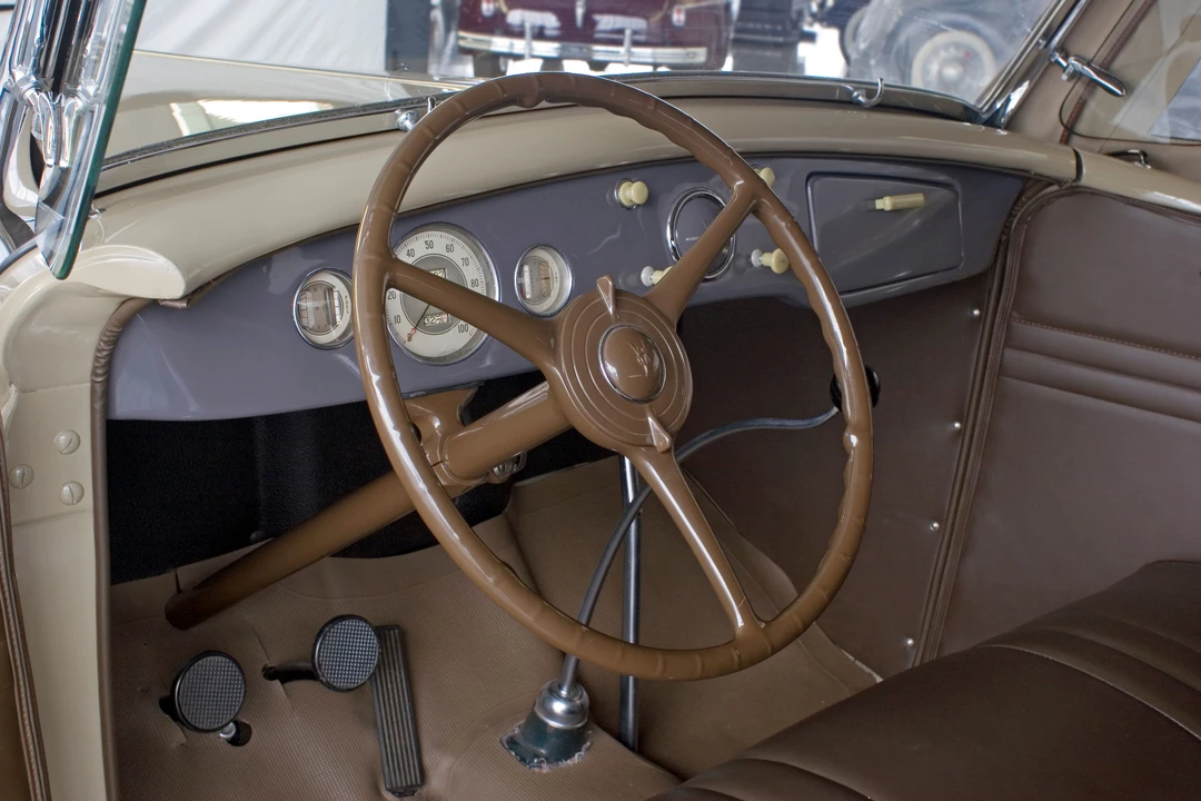 1935 Ford Model 48 & 68 - Image 3 of 10