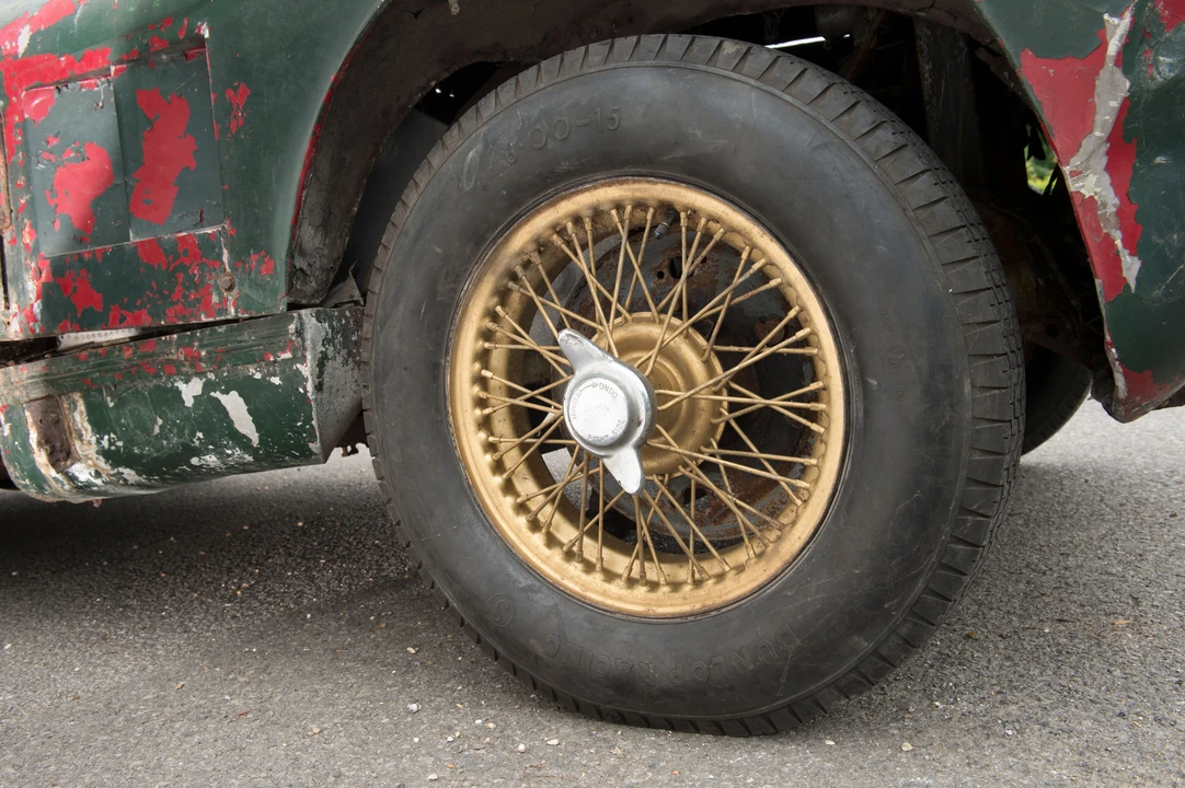 1949 Aston Martin DB1 & DB2 & DB2/4 & DB Mark III - Image 16 of 31
